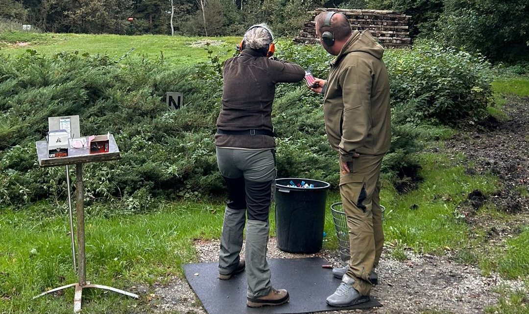 Jägerinnen Flintenschießen Training